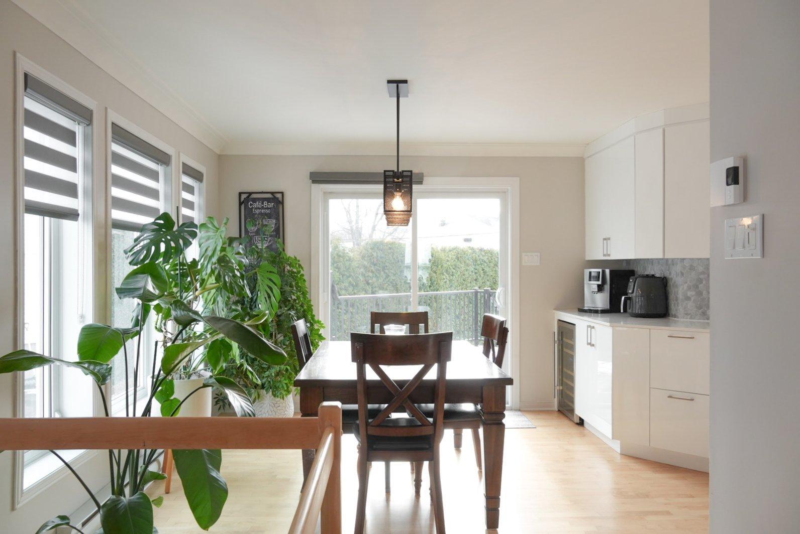 









1125


Rue Deveau

,
Trois-Rivières,




QC
G8V1R4

