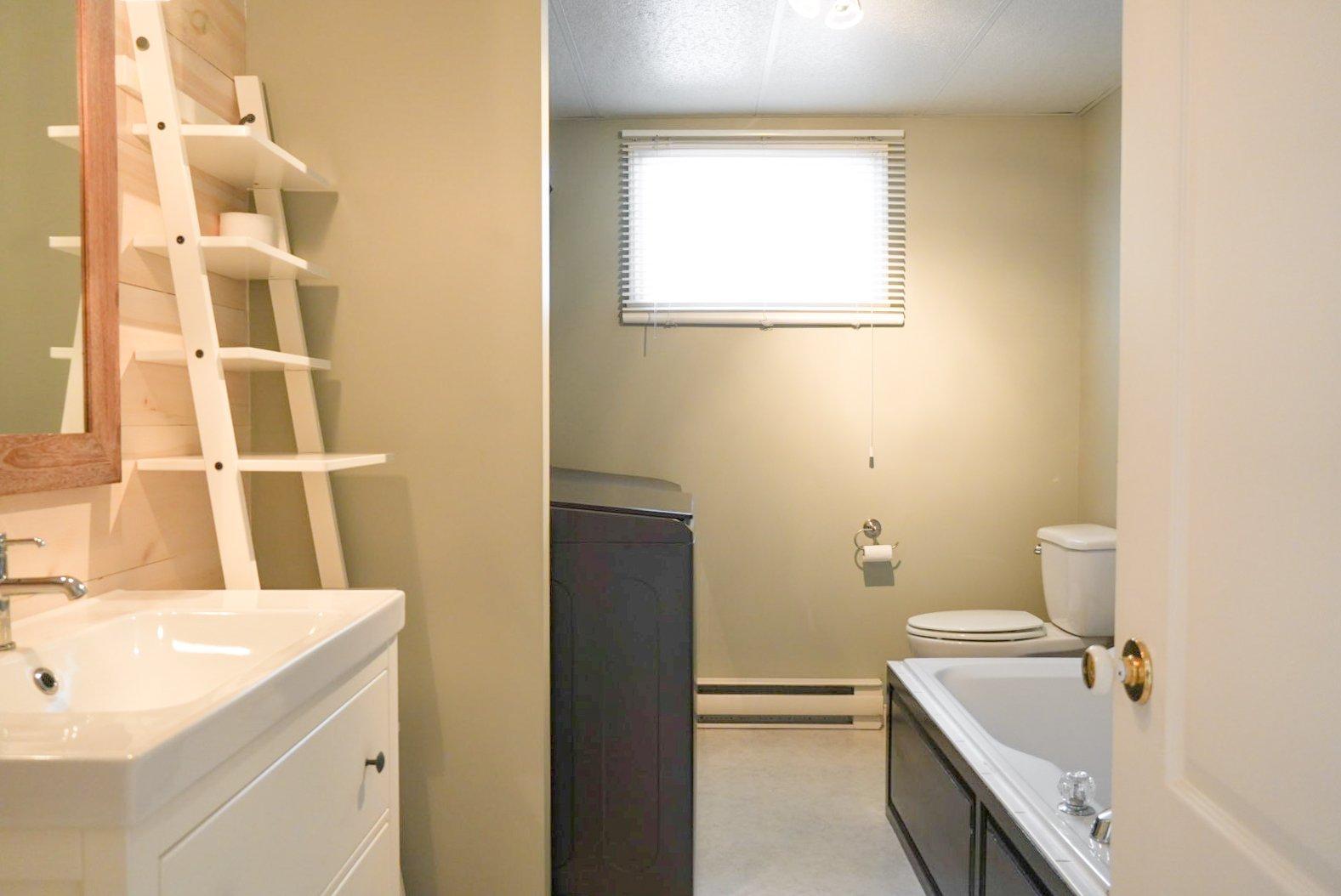 









1125


Rue Deveau

,
Trois-Rivières,




QC
G8V1R4

