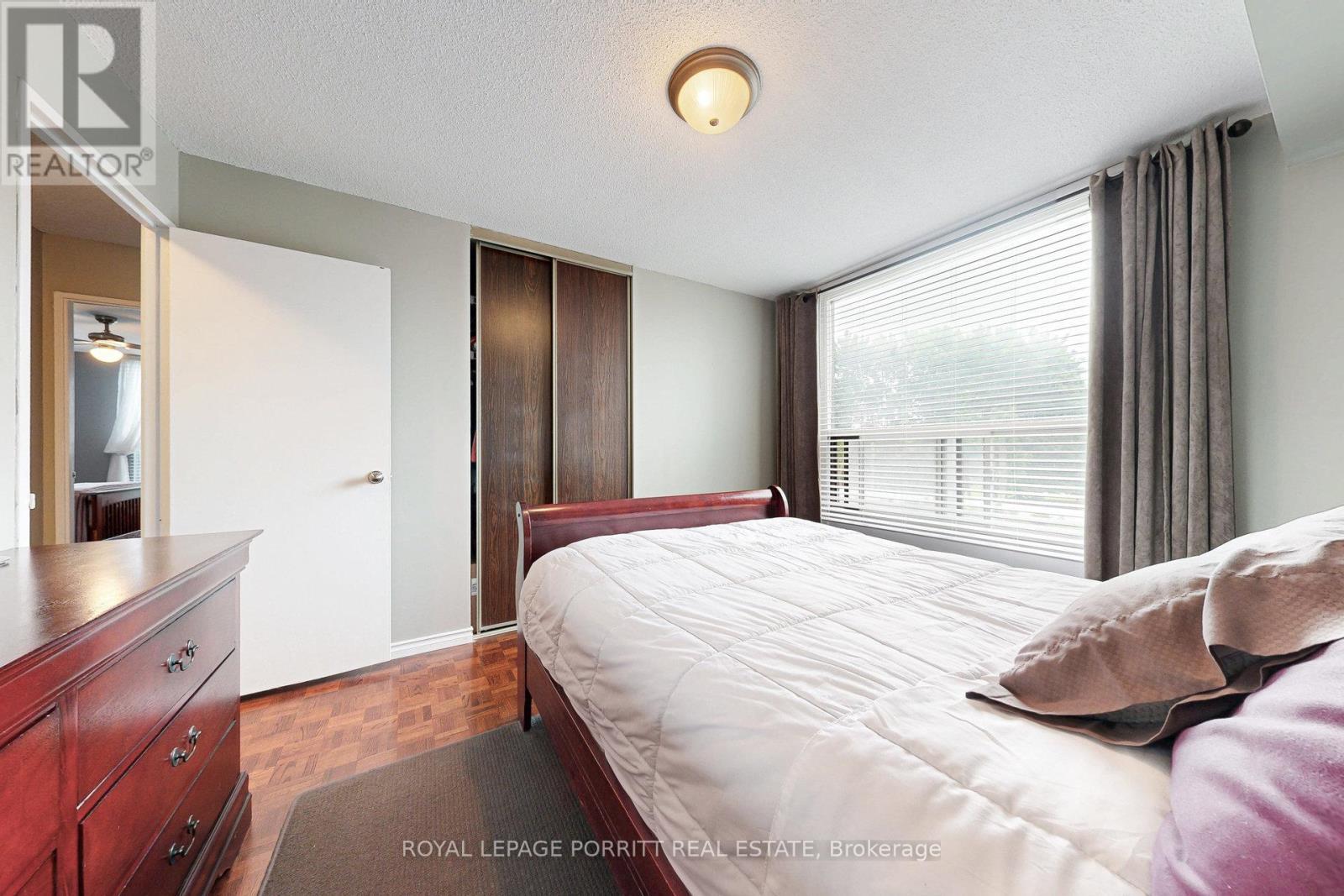 












201 - 1535 LAKESHORE ROAD E

,
Mississauga,




Ontario
L5E3E2

