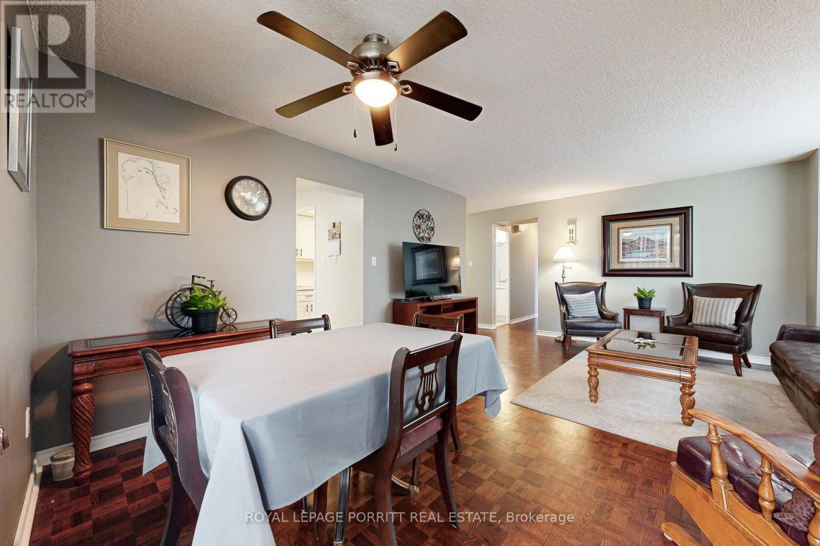 












201 - 1535 LAKESHORE ROAD E

,
Mississauga,




Ontario
L5E3E2

