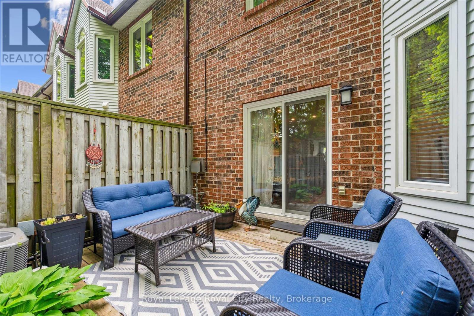 












21 MARILYN DRIVE

,
Guelph (Riverside Park),




Ontario
N1H1G9

