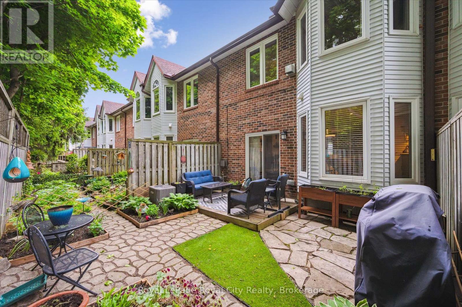 












21 MARILYN DRIVE

,
Guelph (Riverside Park),




Ontario
N1H1G9

