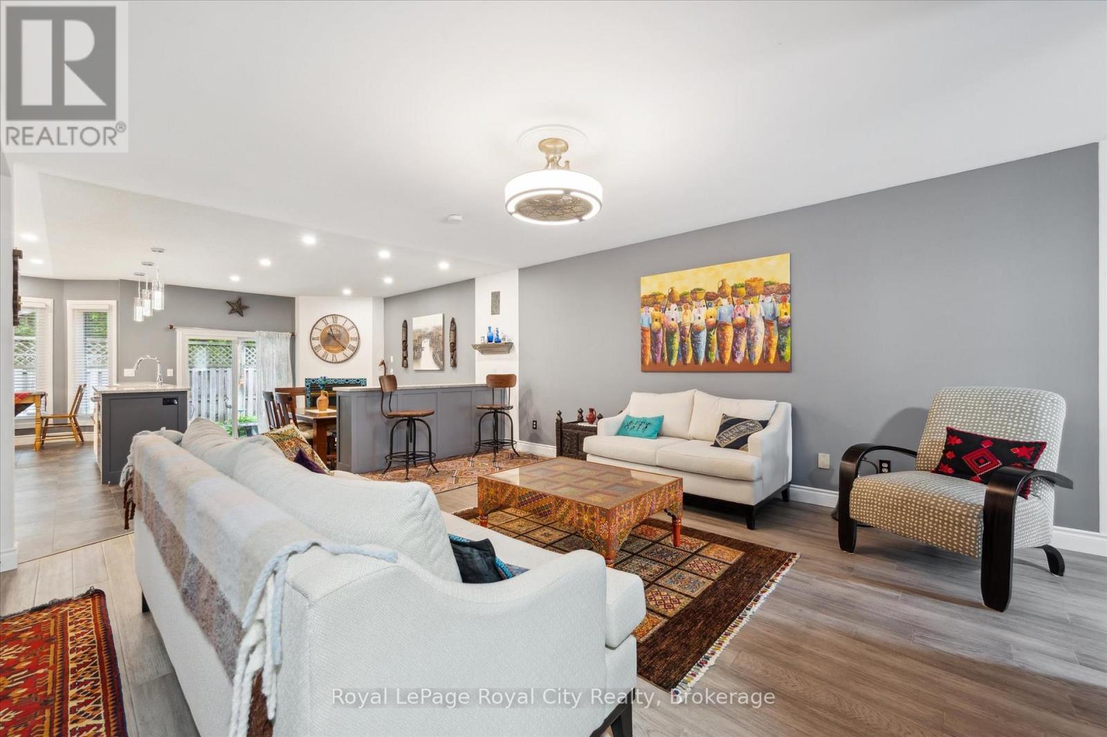 












21 MARILYN DRIVE

,
Guelph (Riverside Park),




Ontario
N1H1G9

