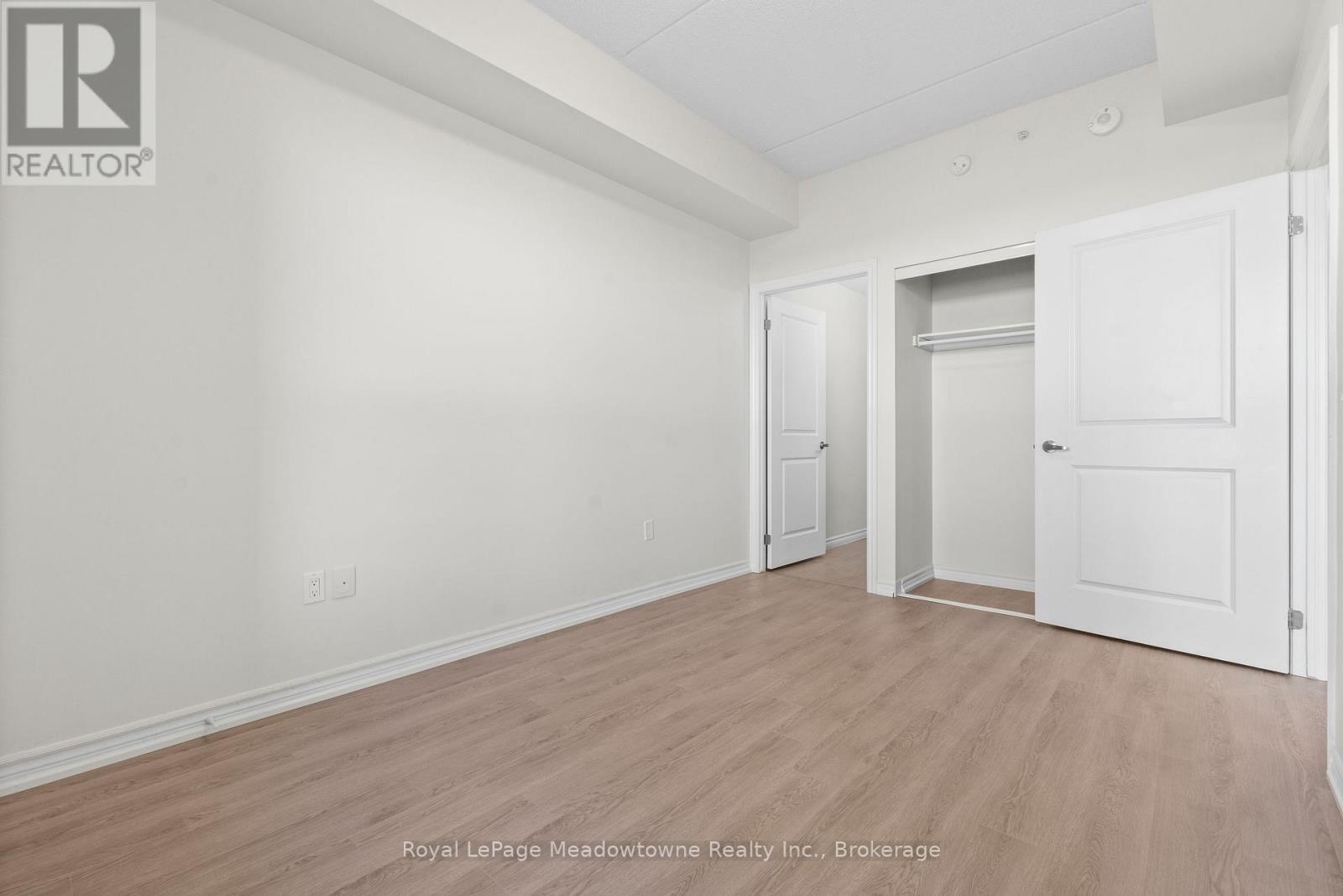 












511 - 630 SAUVE STREET

,
Milton (BE Beaty),




Ontario
L9T9A6

