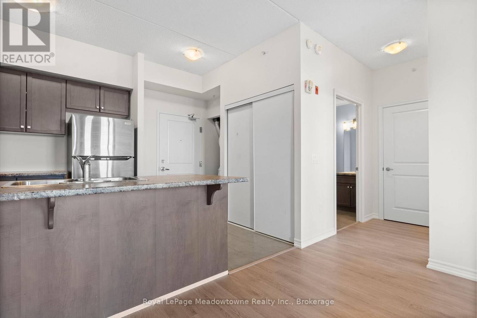 












511 - 630 SAUVE STREET

,
Milton (BE Beaty),




Ontario
L9T9A6

