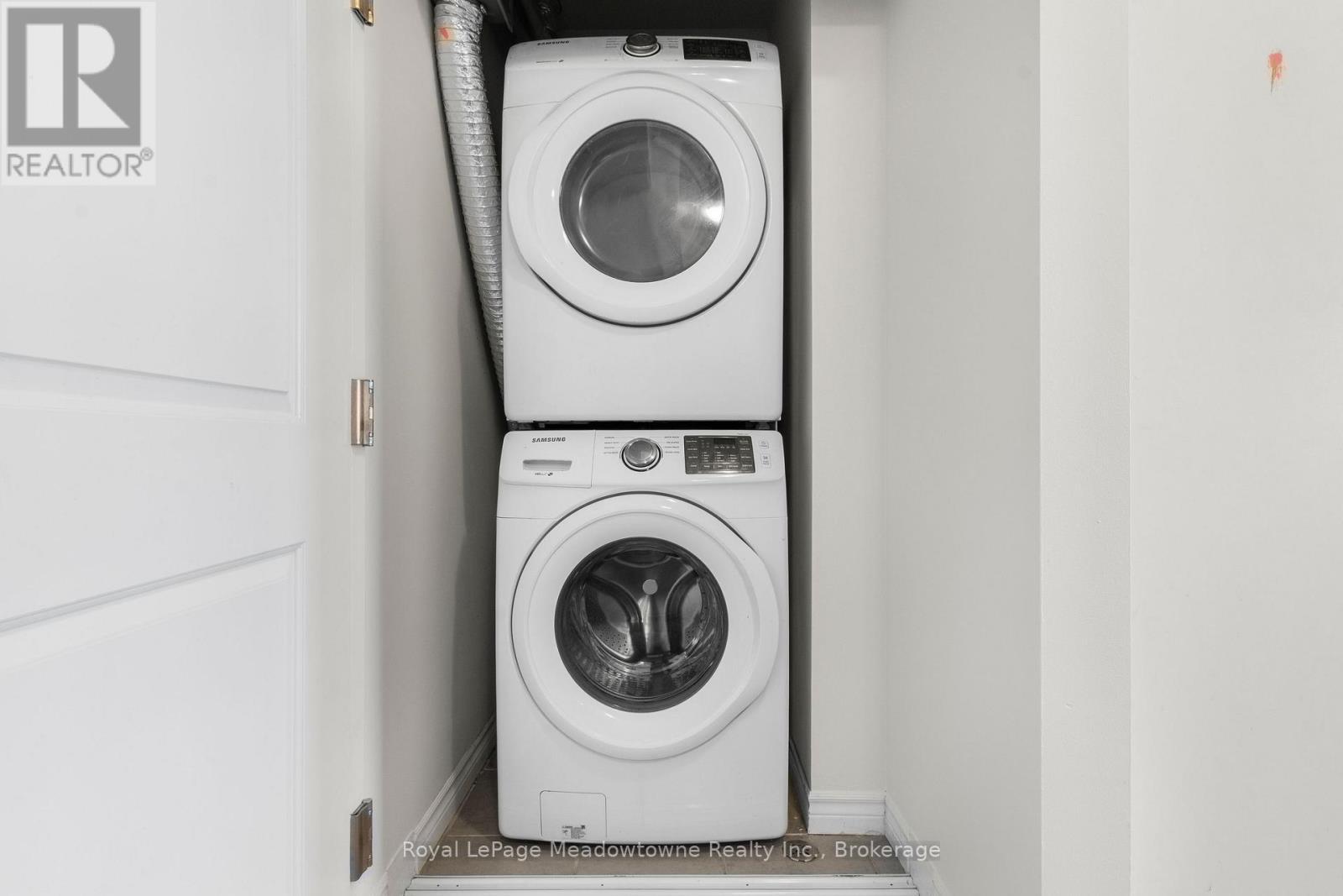 












511 - 630 SAUVE STREET

,
Milton (BE Beaty),




Ontario
L9T9A6

