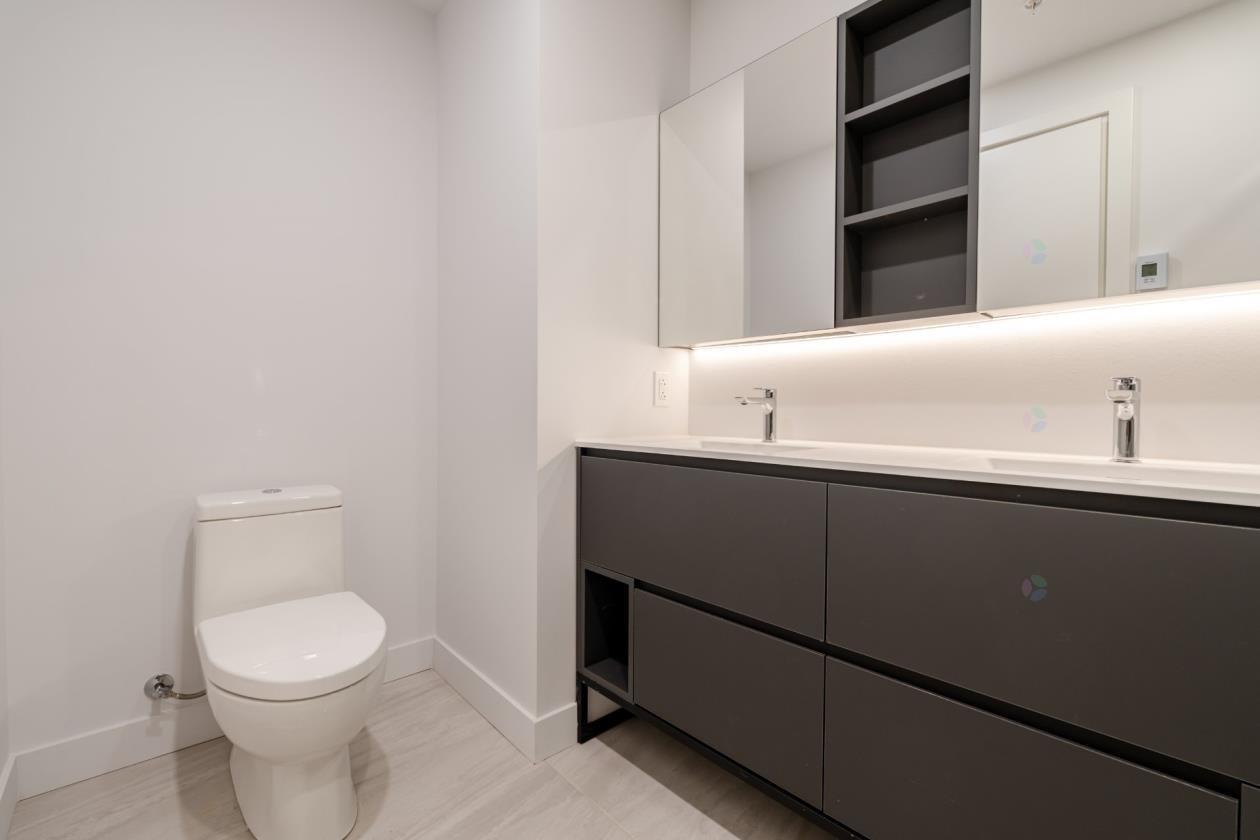 









1500


Boul. René-Lévesque O.

, 506,
Montréal (Ville-Marie),




QC
H3G2H1

