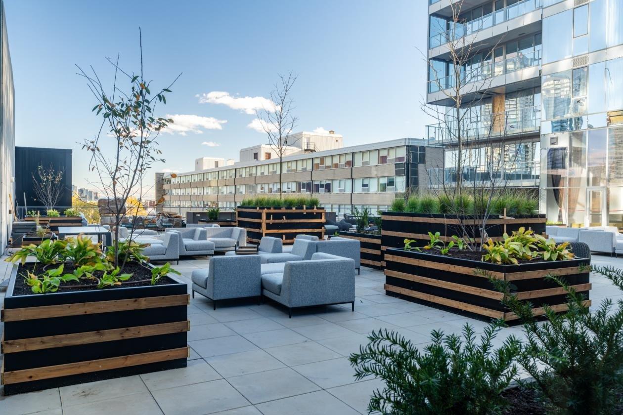 









1500


Boul. René-Lévesque O.

, 506,
Montréal (Ville-Marie),




QC
H3G2H1

