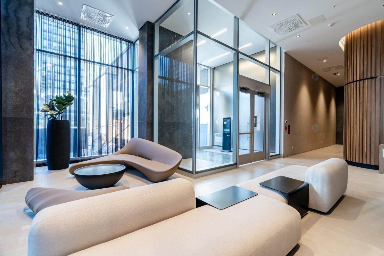 









1500


Boul. René-Lévesque O.

, 506,
Montréal (Ville-Marie),




QC
H3G2H1

