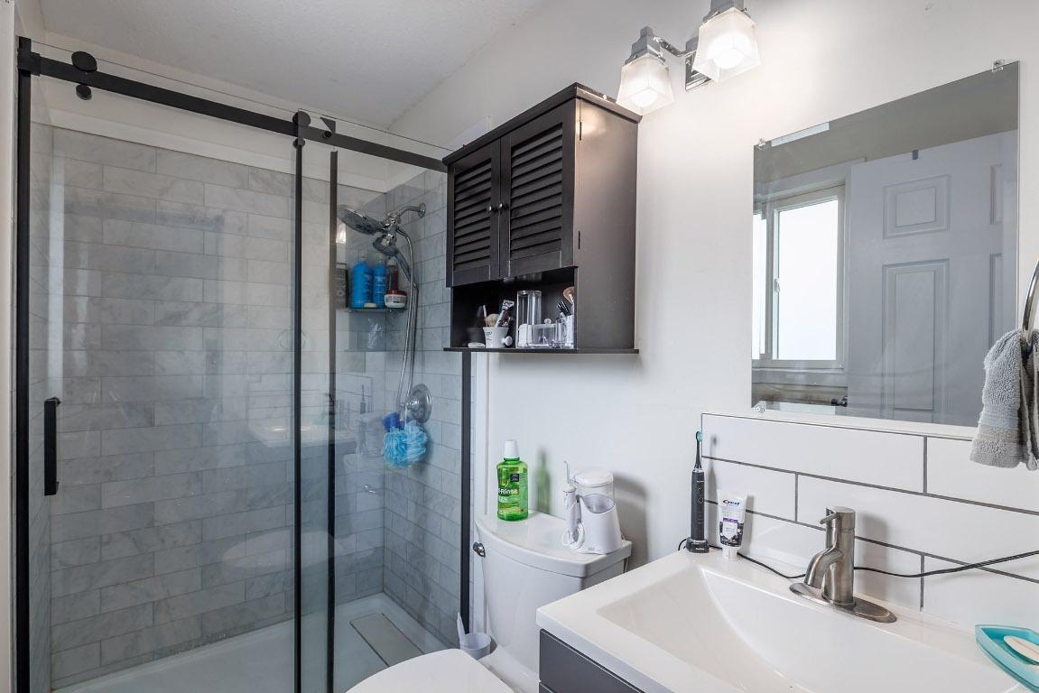 









3728


Glenway

Road,
West Kelowna,




BC
V4T 1E2


