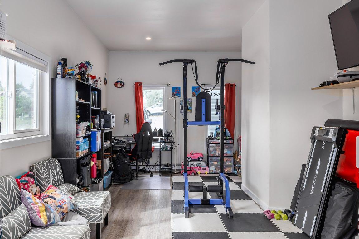 









3728


Glenway

Road,
West Kelowna,




BC
V4T 1E2


