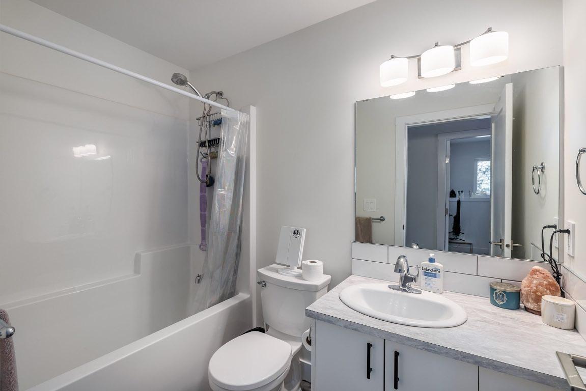 









3728


Glenway

Road,
West Kelowna,




BC
V4T 1E2

