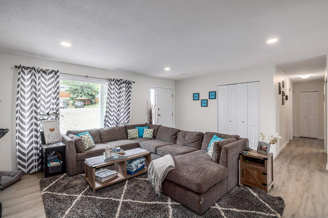 









3728


Glenway

Road,
West Kelowna,




BC
V4T 1E2

