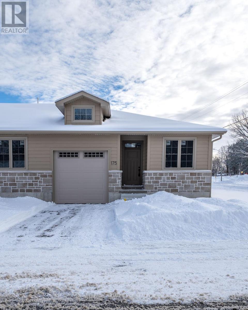 












175 POMEROY AVENUE

,
Tweed (Tweed (Village)),




Ontario
K0K3J0

