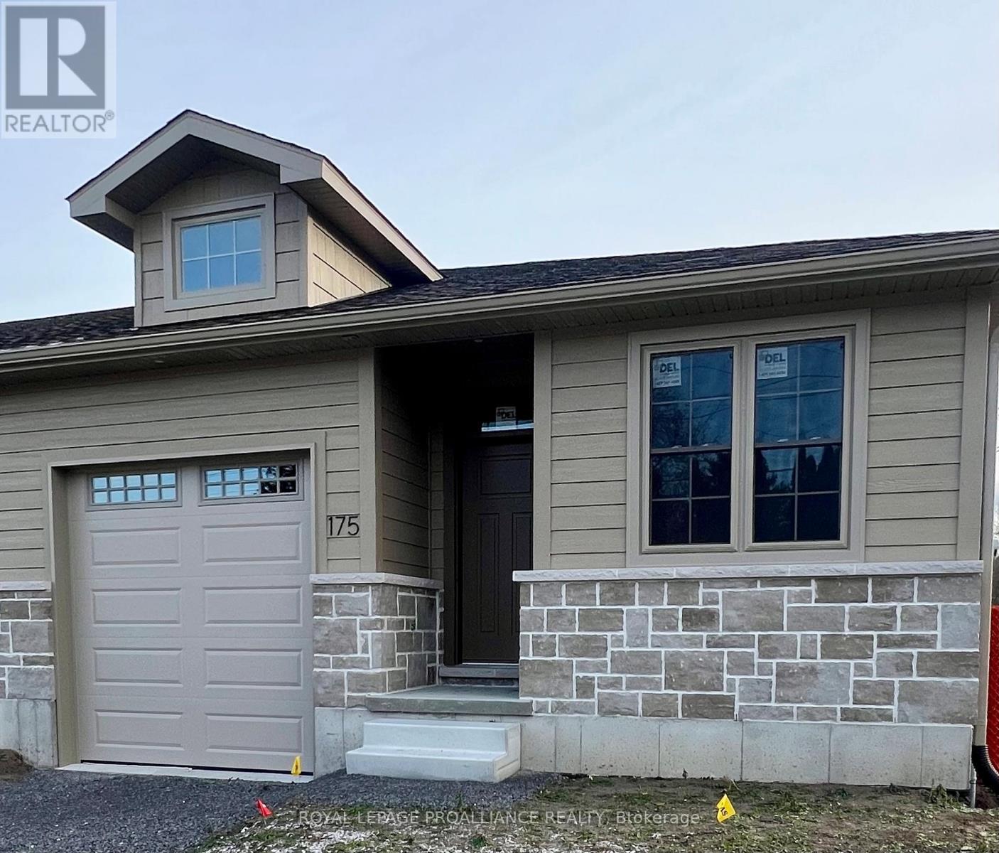 












175 POMEROY AVENUE

,
Tweed (Tweed (Village)),




Ontario
K0K3J0

