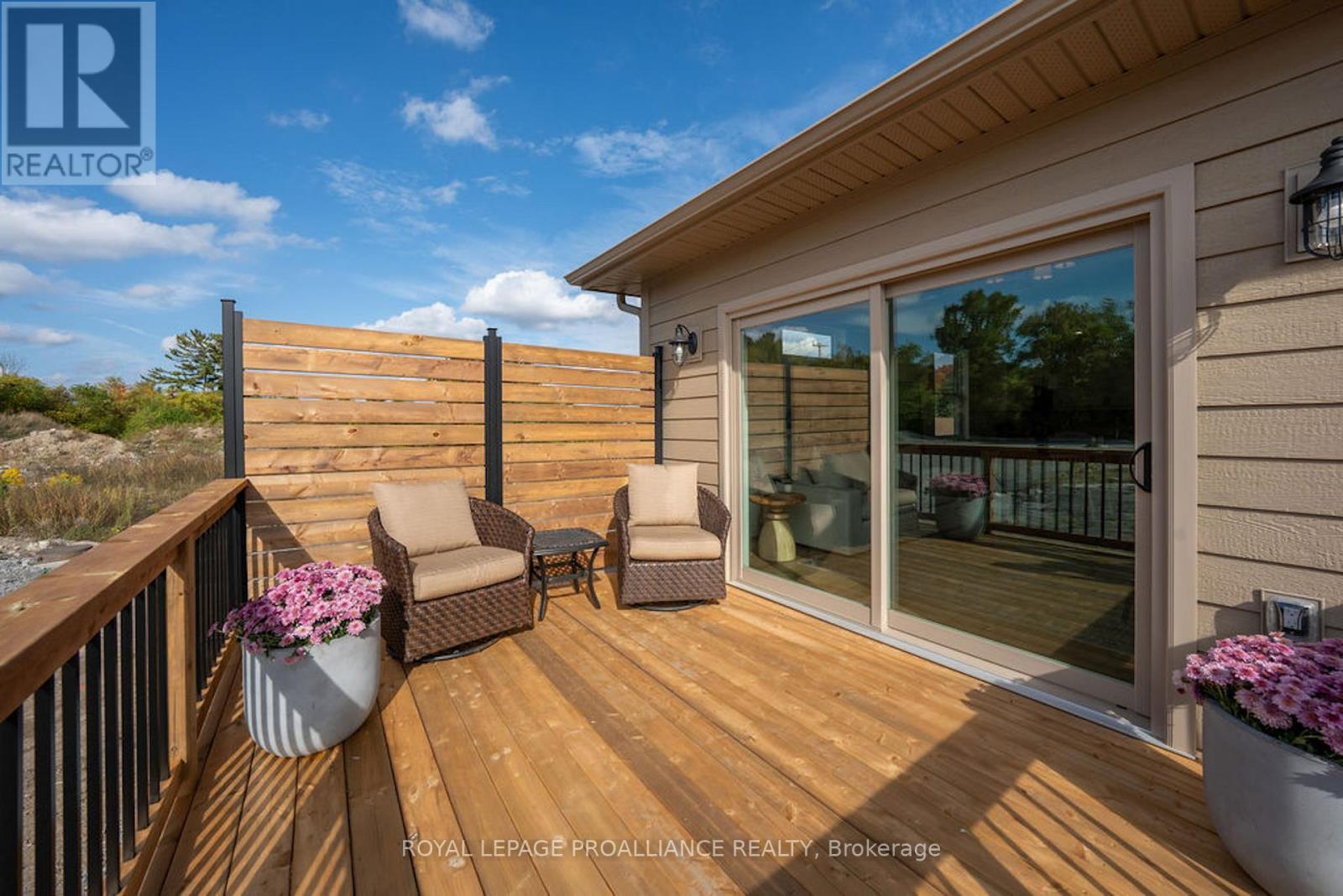 












175 POMEROY AVENUE

,
Tweed (Tweed (Village)),




Ontario
K0K3J0

