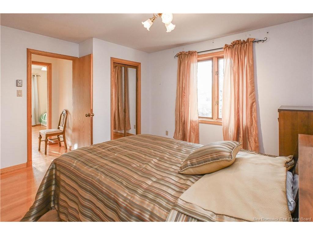 









858


Boul des Acadiens

BLVD,
Bertrand,




NB
E1W 1H3

