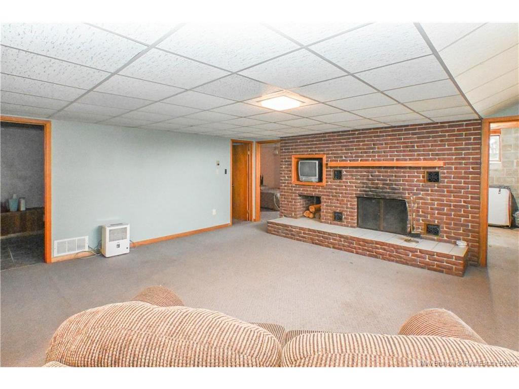 









858


Boul des Acadiens

BLVD,
Bertrand,




NB
E1W 1H3

