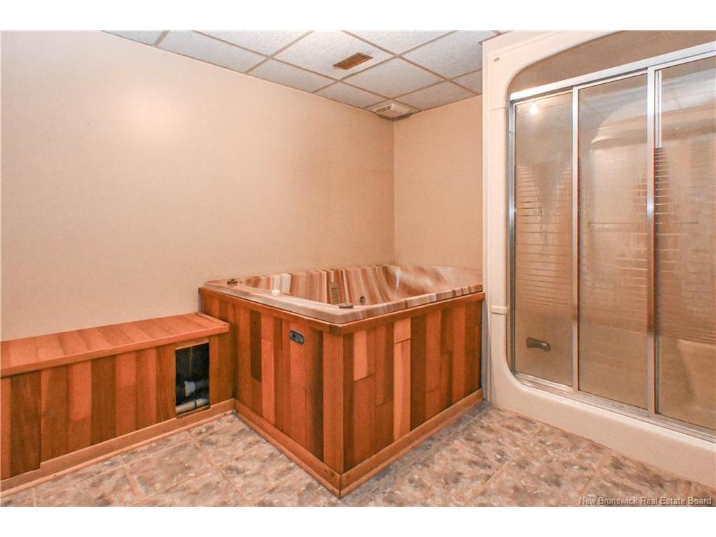 









858


Boul des Acadiens

BLVD,
Bertrand,




NB
E1W 1H3

