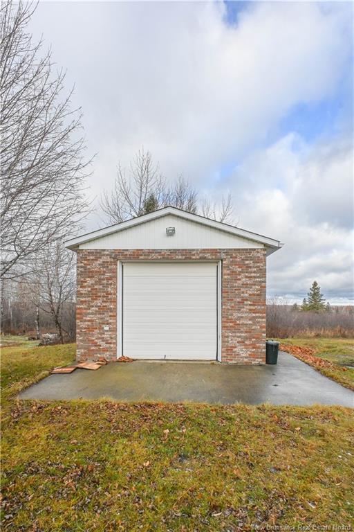 









858


Boul des Acadiens

BLVD,
Bertrand,




NB
E1W 1H3

