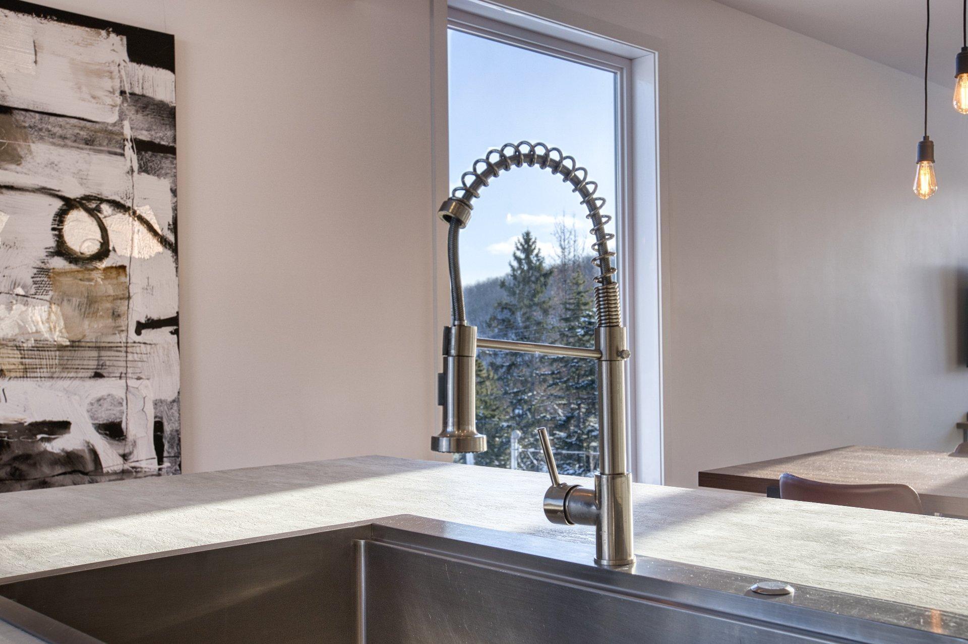 









649

 - 649A


Rue Beauregard

,
Sainte-Agathe-des-Monts,




QC
J8C0J2

