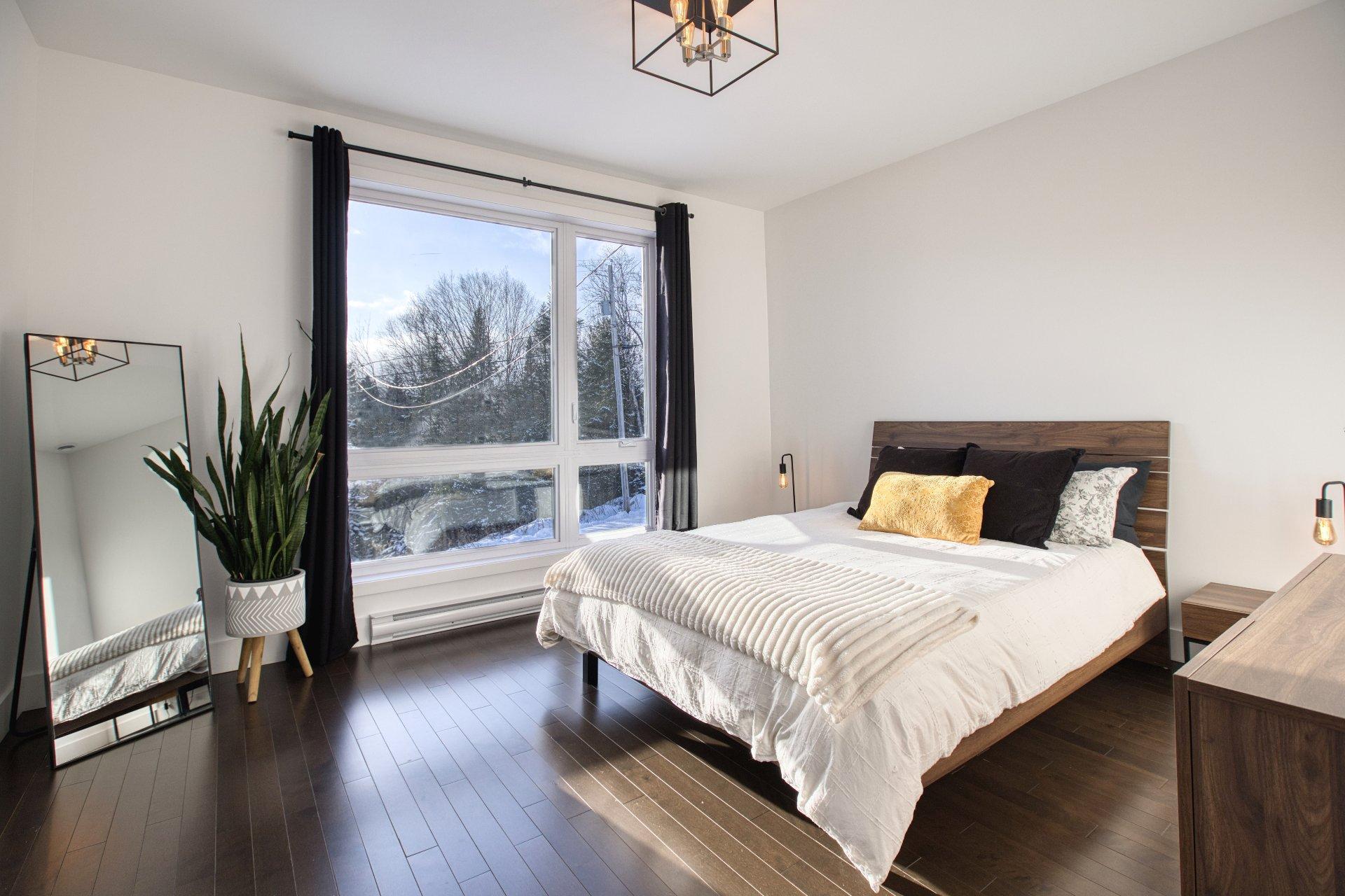 









649

 - 649A


Rue Beauregard

,
Sainte-Agathe-des-Monts,




QC
J8C0J2

