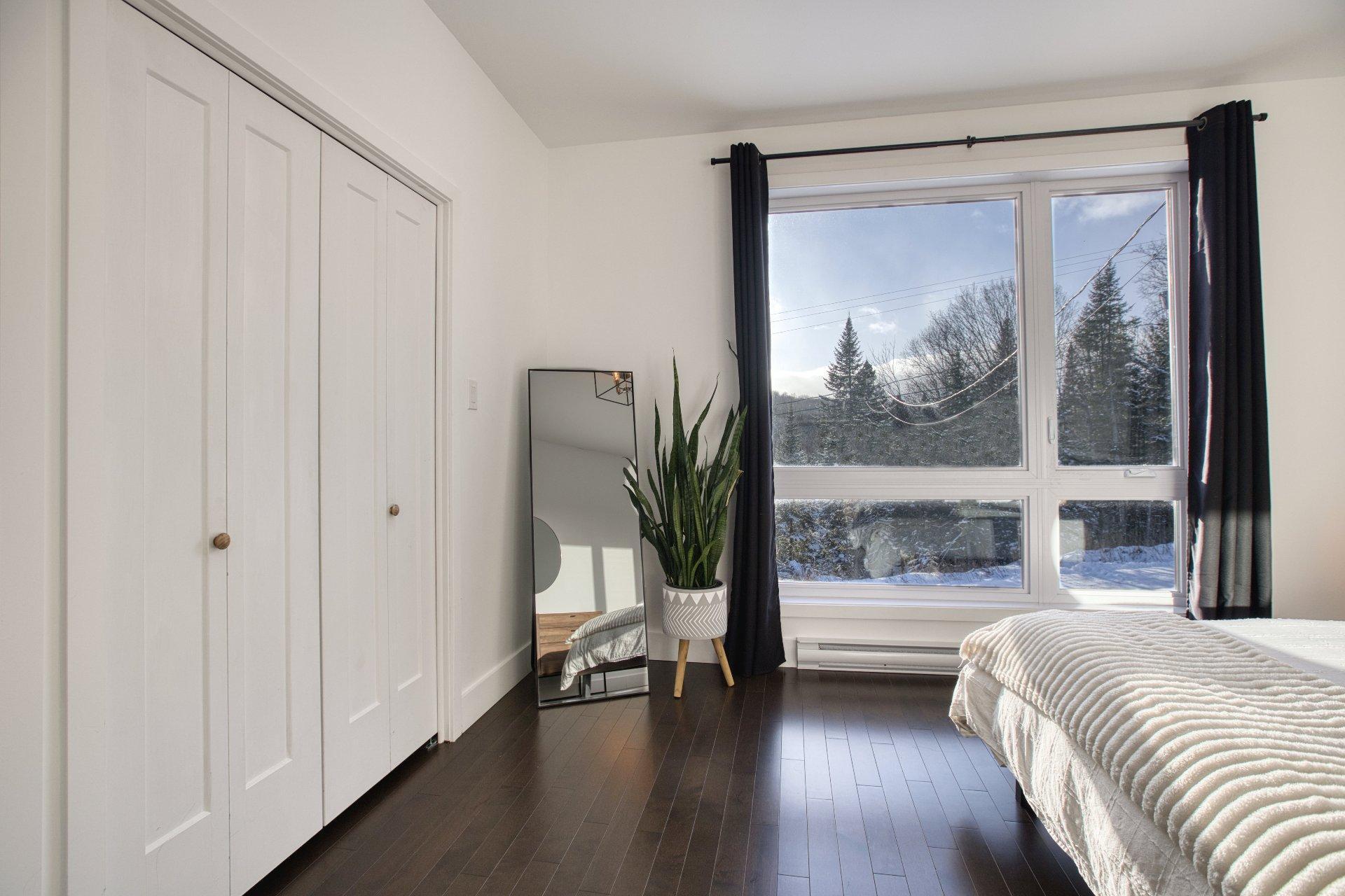 









649

 - 649A


Rue Beauregard

,
Sainte-Agathe-des-Monts,




QC
J8C0J2

