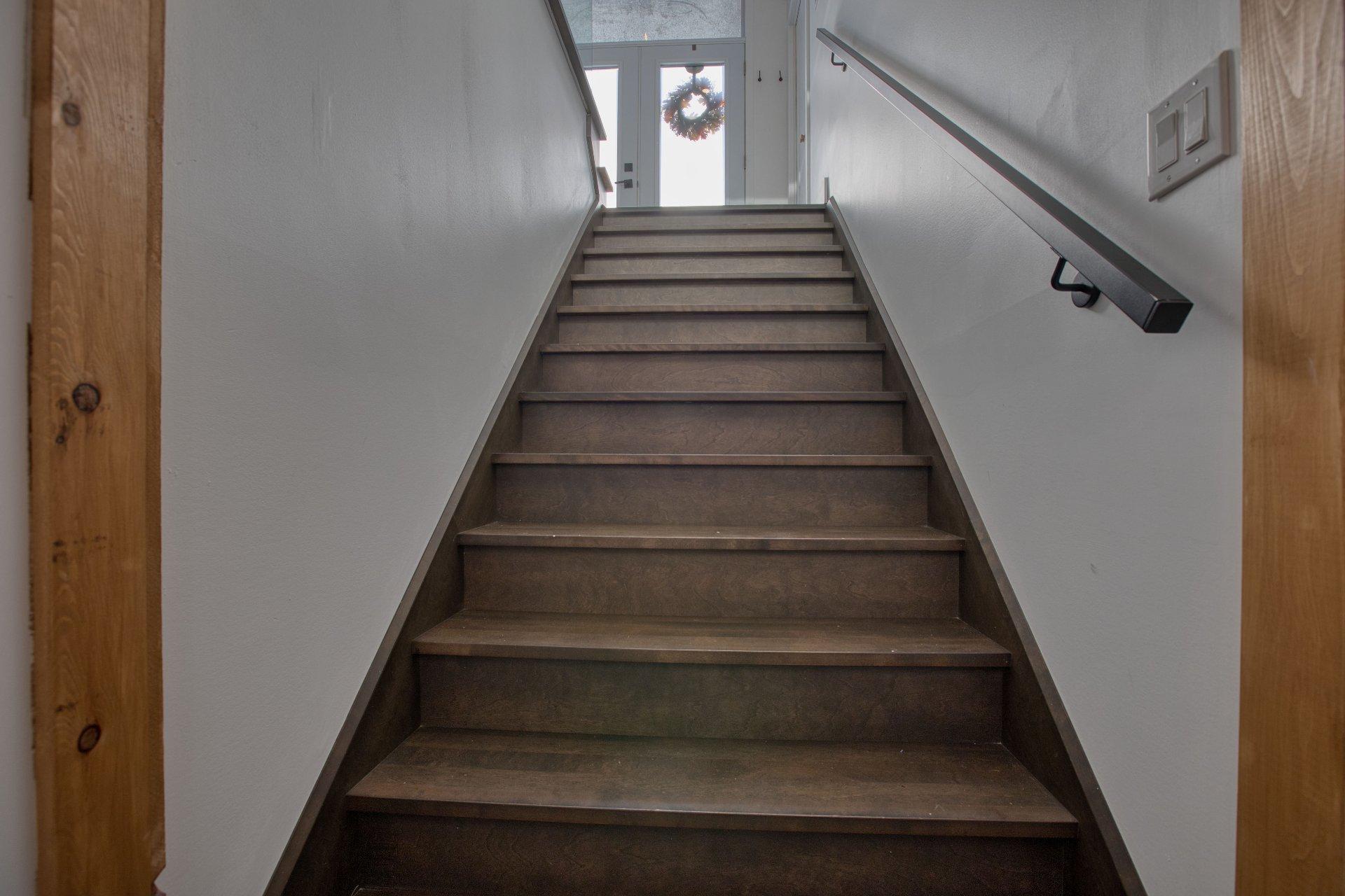 









649

 - 649A


Rue Beauregard

,
Sainte-Agathe-des-Monts,




QC
J8C0J2

