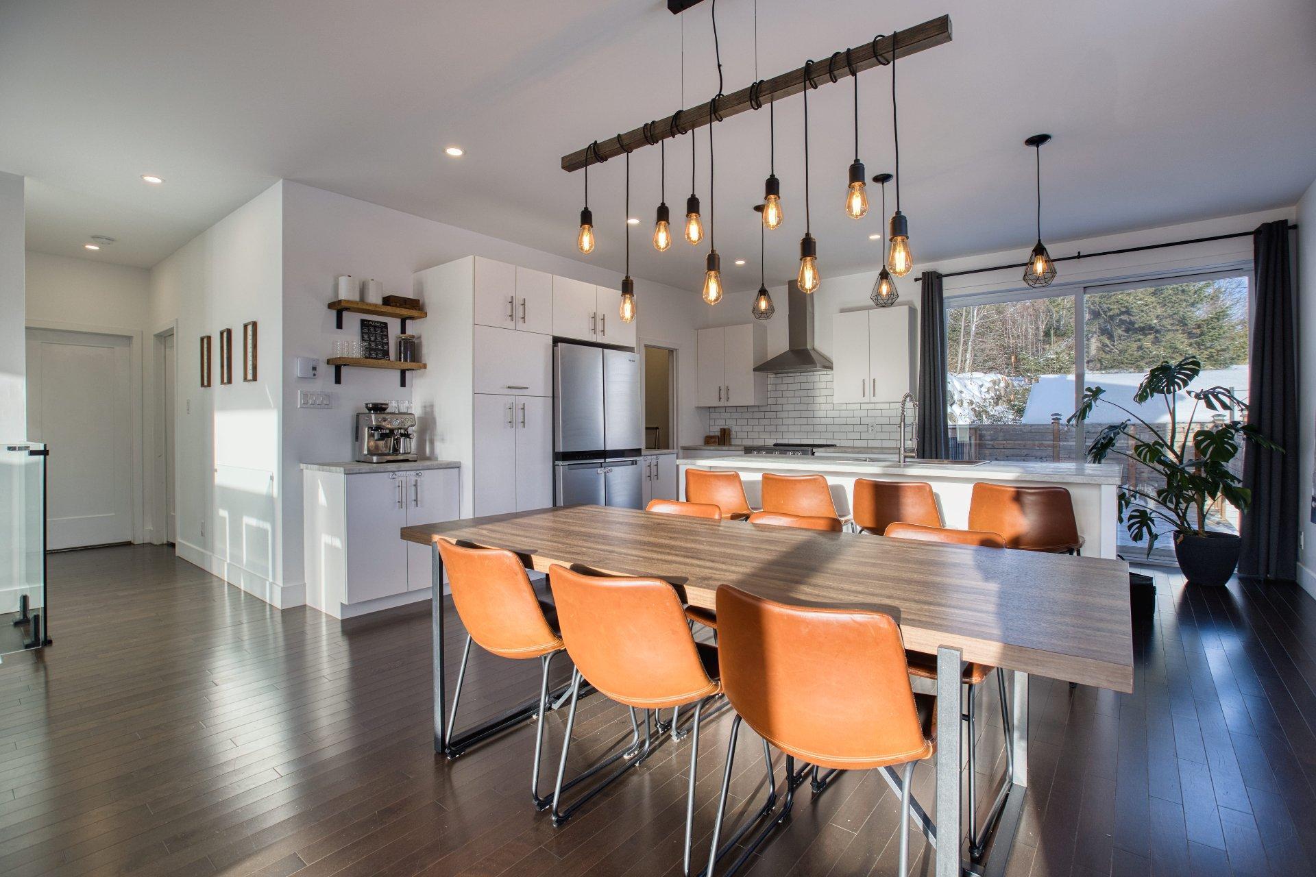 









649

 - 649A


Rue Beauregard

,
Sainte-Agathe-des-Monts,




QC
J8C0J2

