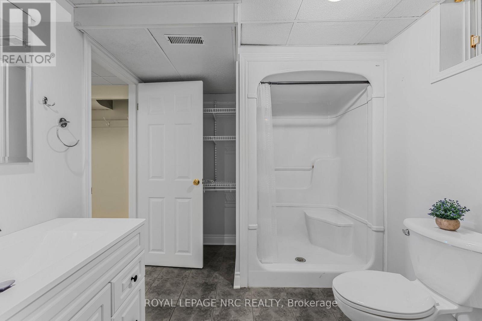 












1053 LINE 3 ROAD

,
Niagara-on-the-Lake (Virgil),




Ontario
L0S1J0

