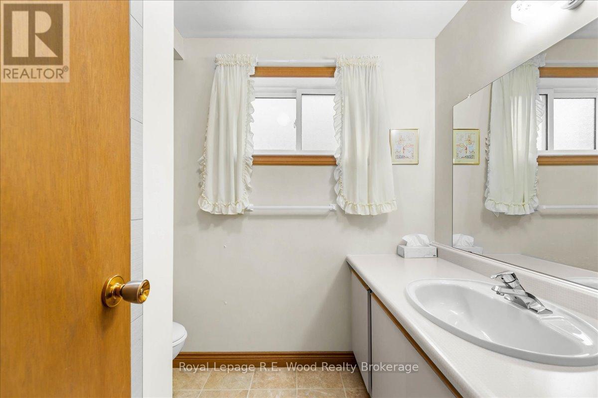 












38 DENRICH AVENUE

,
Tillsonburg,




Ontario
N4G4W1

