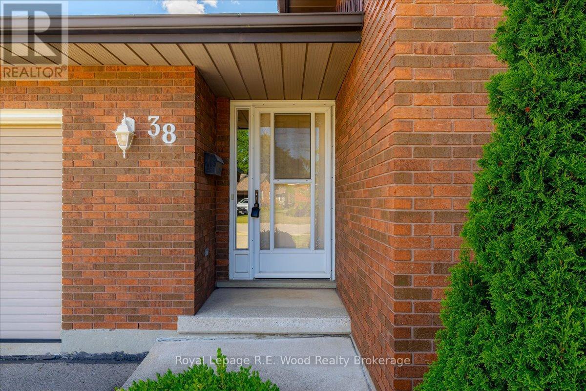 












38 DENRICH AVENUE

,
Tillsonburg,




Ontario
N4G4W1

