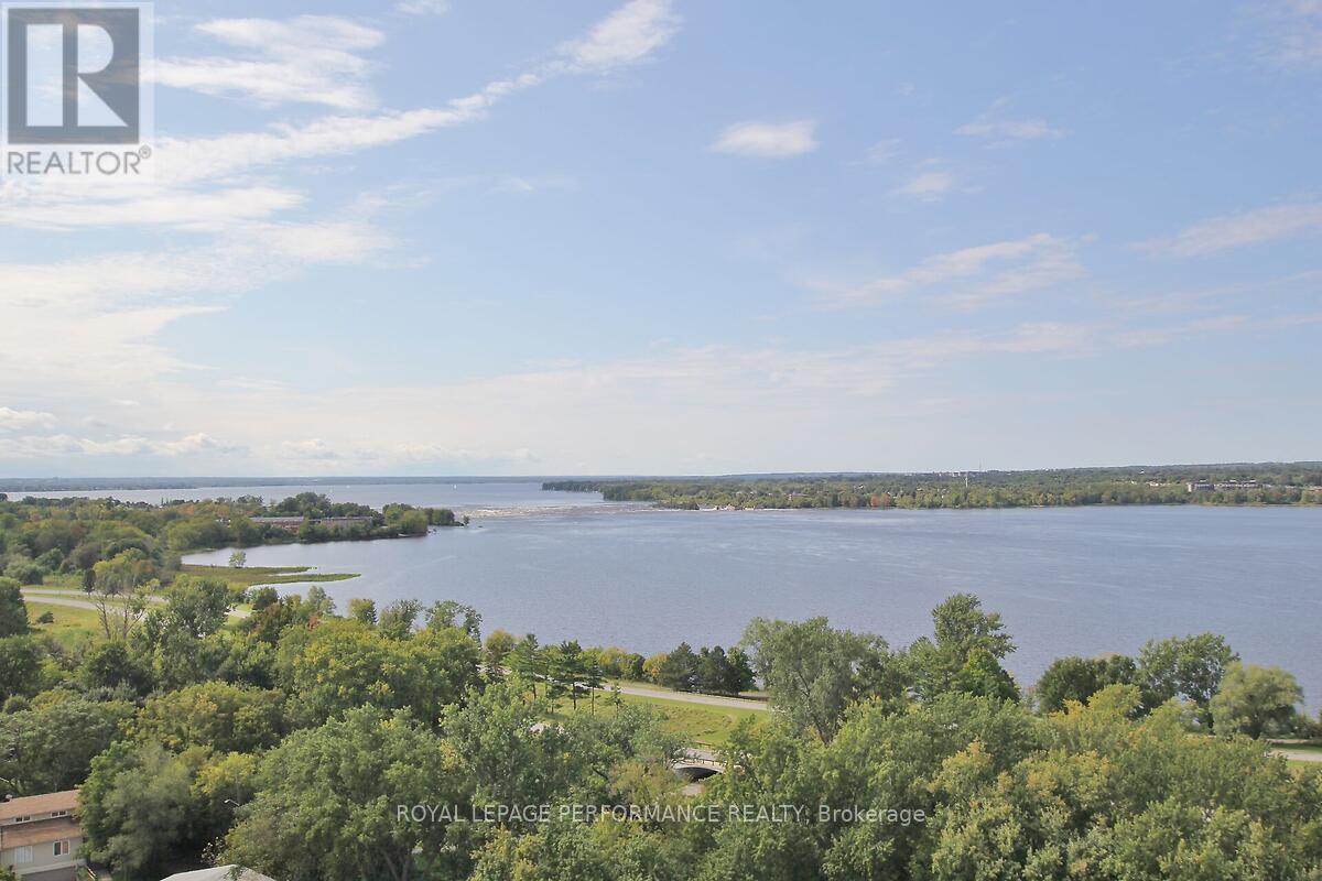 












1702 - 1025 RICHMOND ROAD

,
Ottawa,




Ontario
K2B8G8

