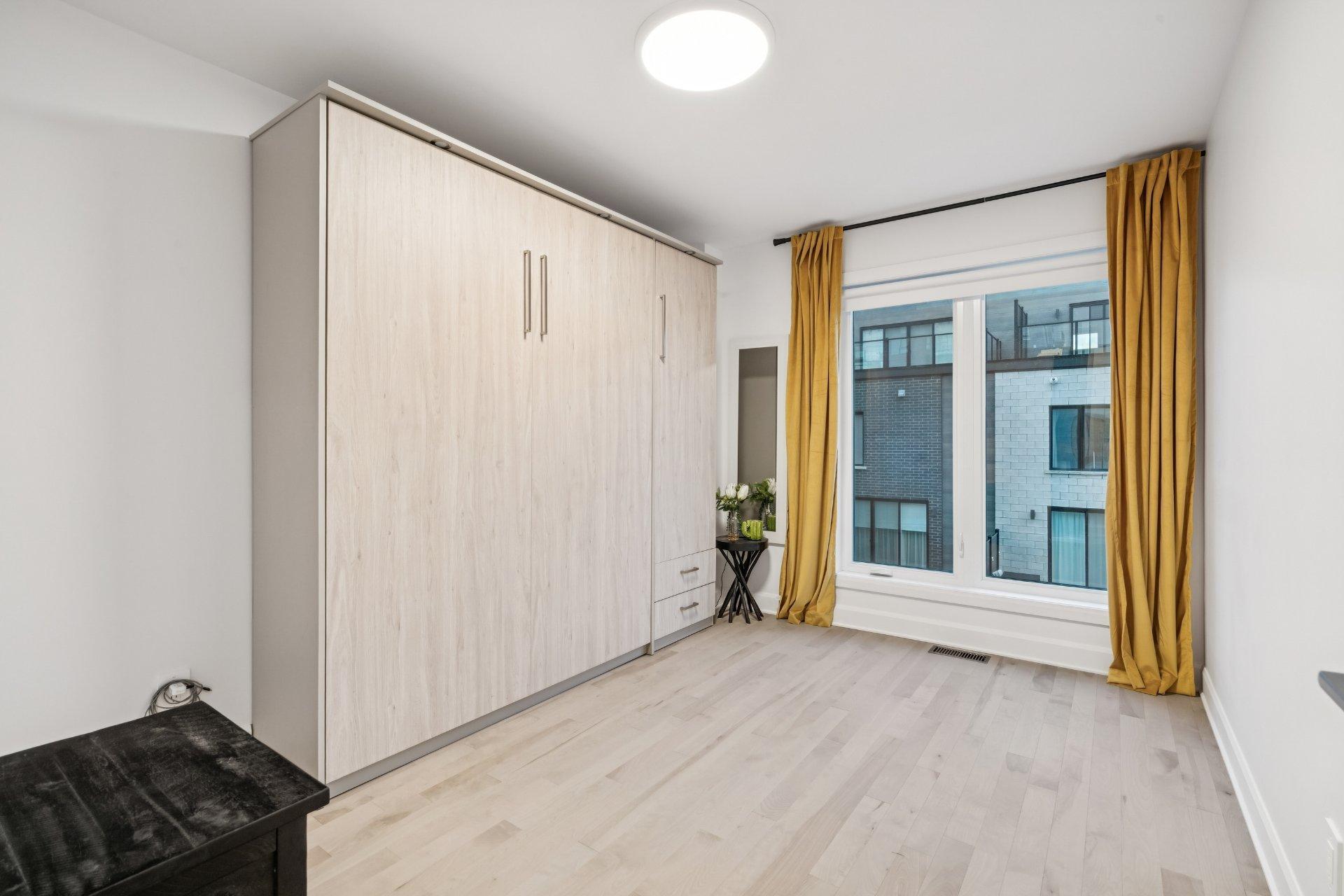 









109


Rue des Marronniers

,
Candiac,




QC
J5R0T5

