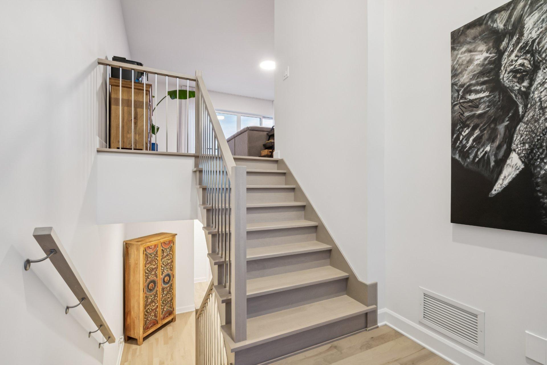 









109


Rue des Marronniers

,
Candiac,




QC
J5R0T5

