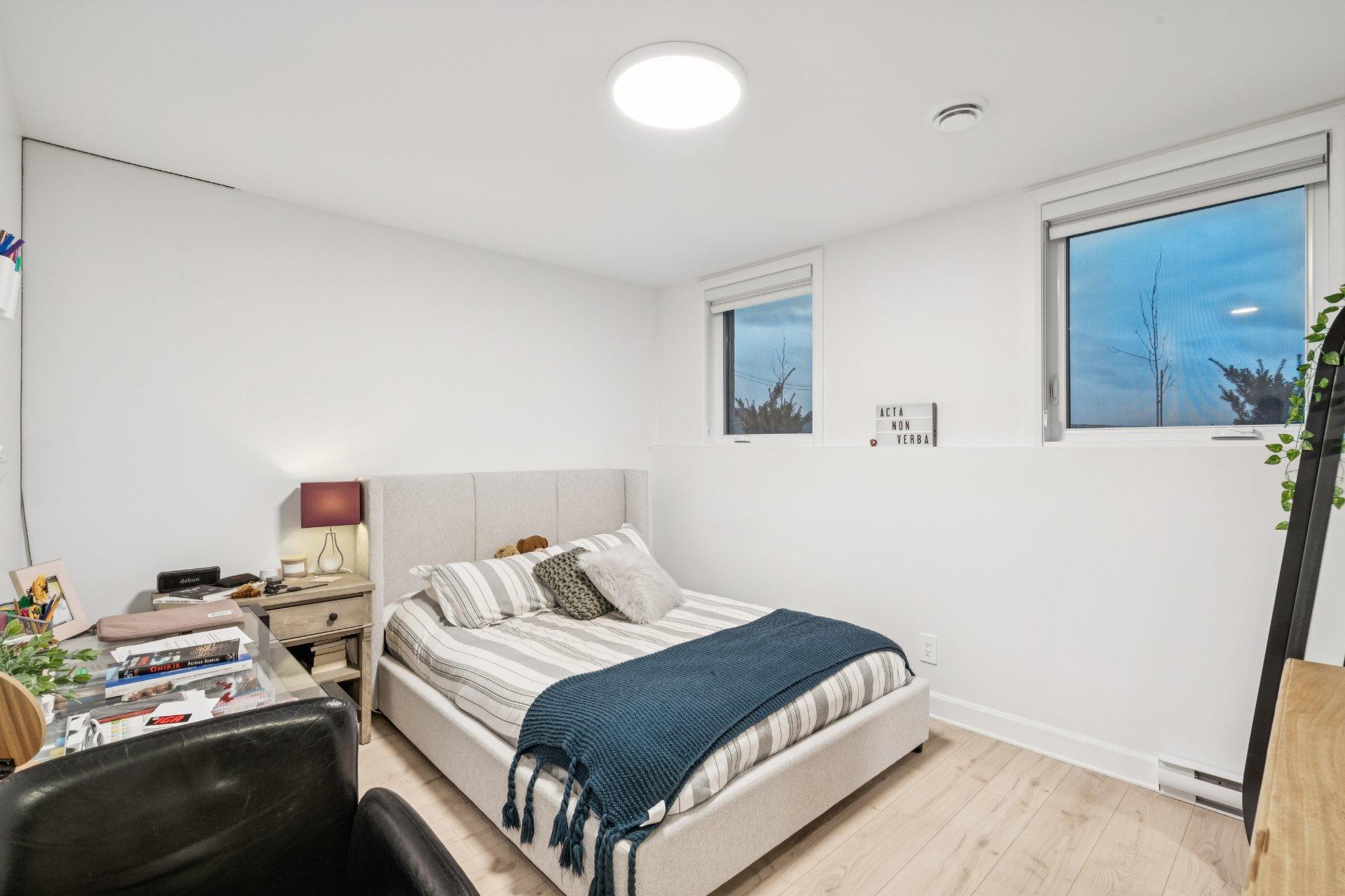 









109


Rue des Marronniers

,
Candiac,




QC
J5R0T5

