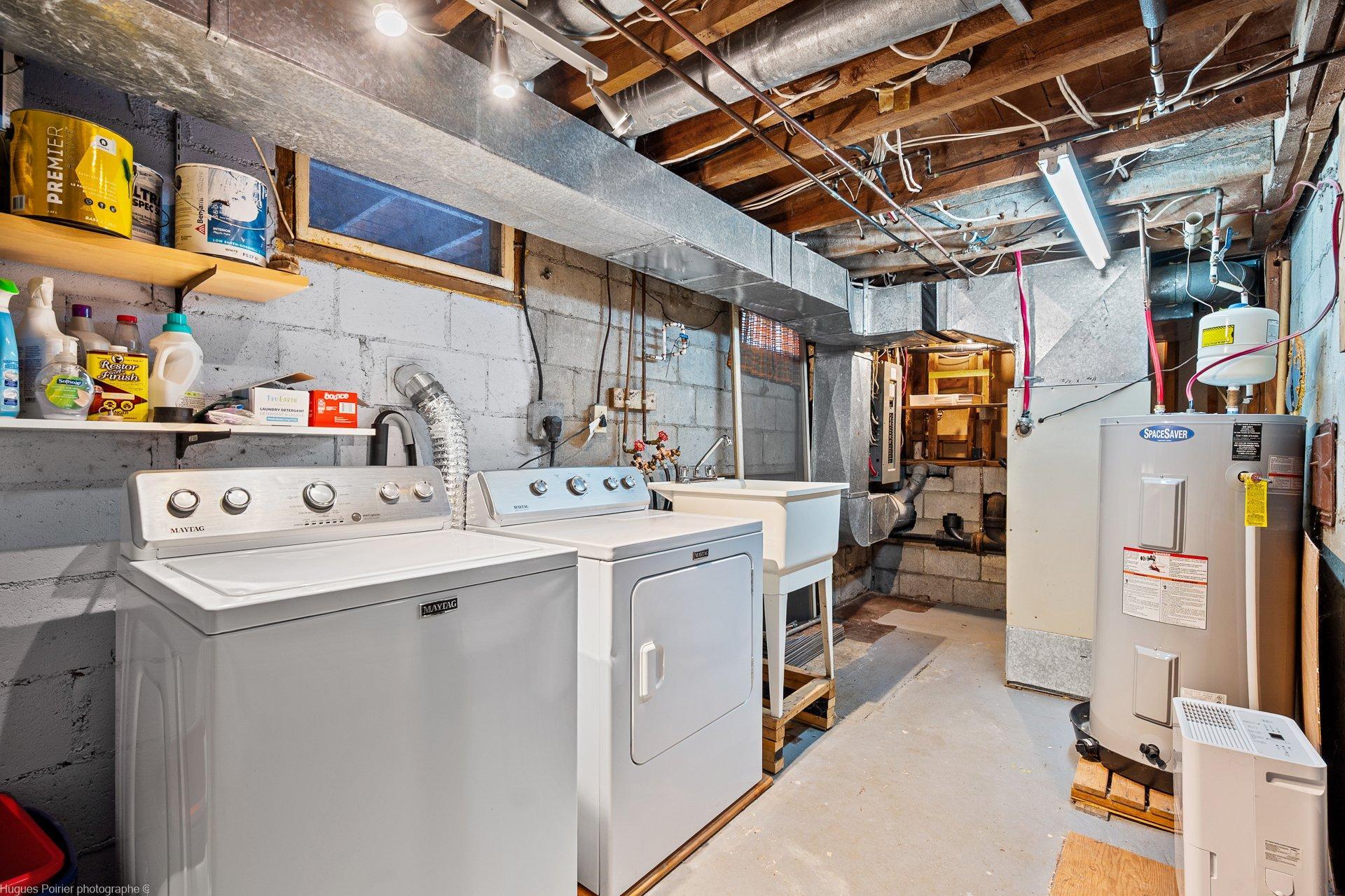 









1387


Rue du Bel-Automne

,
Sainte-Adèle,




QC
J8B2Y1

