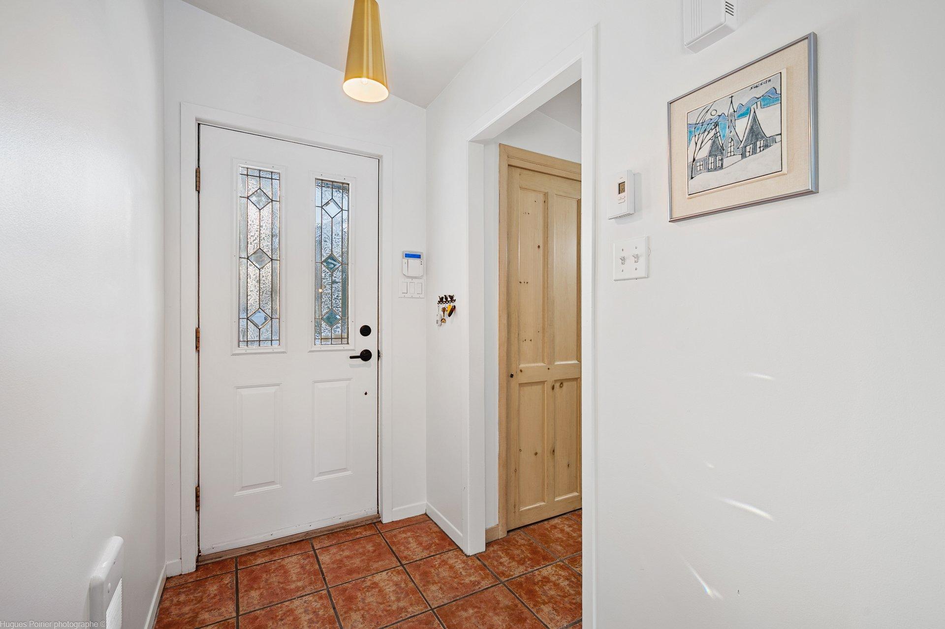 









1387


Rue du Bel-Automne

,
Sainte-Adèle,




QC
J8B2Y1

