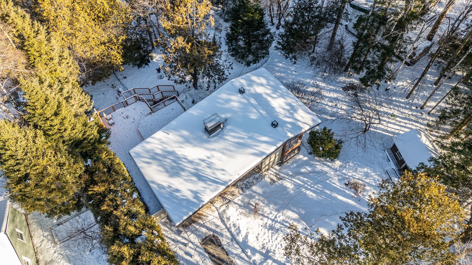 









1387


Rue du Bel-Automne

,
Sainte-Adèle,




QC
J8B2Y1

