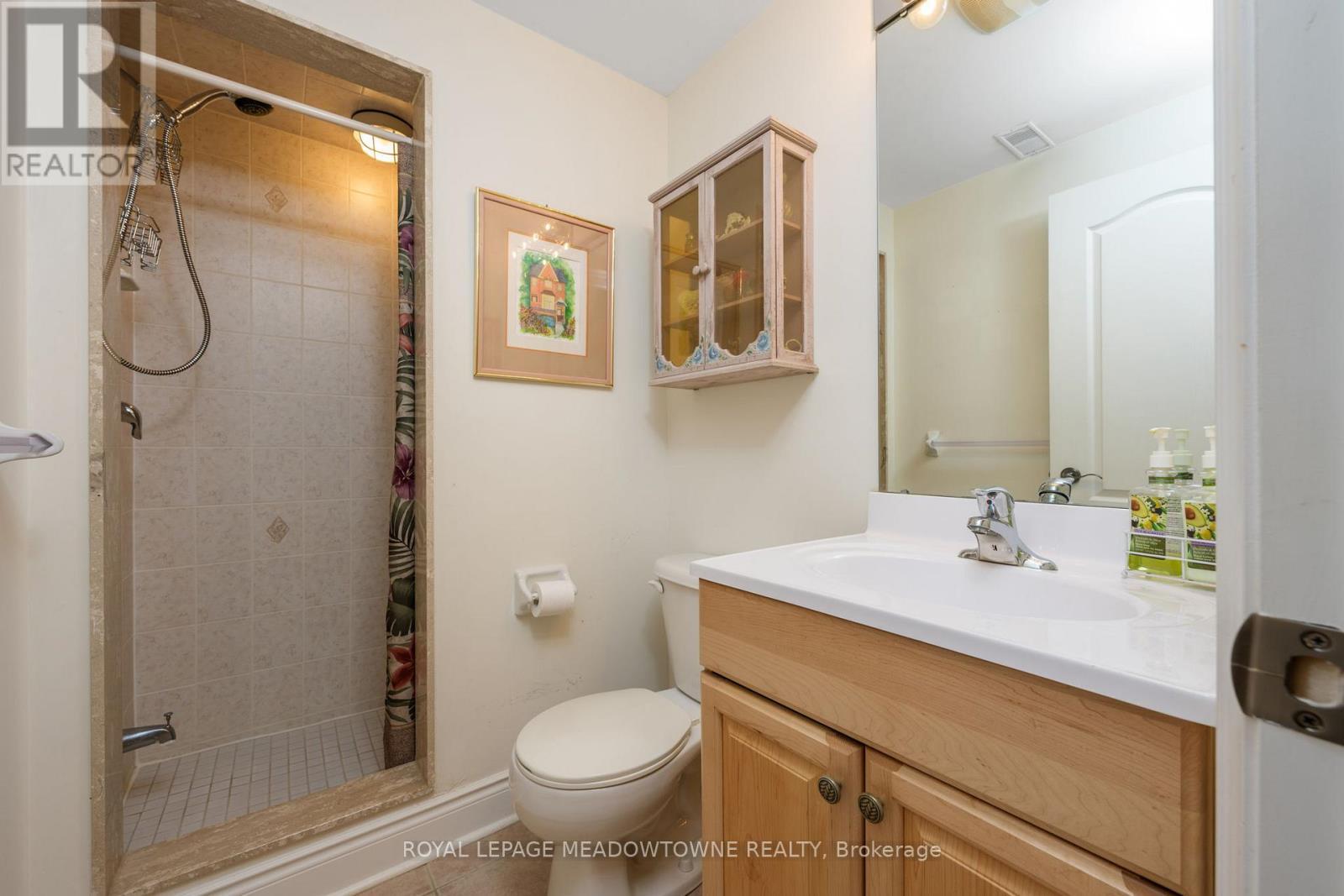 












120 RIDGE ROAD

,
Guelph/Eramosa,




Ontario
N0B2K0

