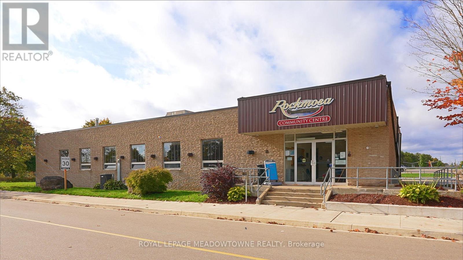 












120 RIDGE ROAD

,
Guelph/Eramosa,




Ontario
N0B2K0

