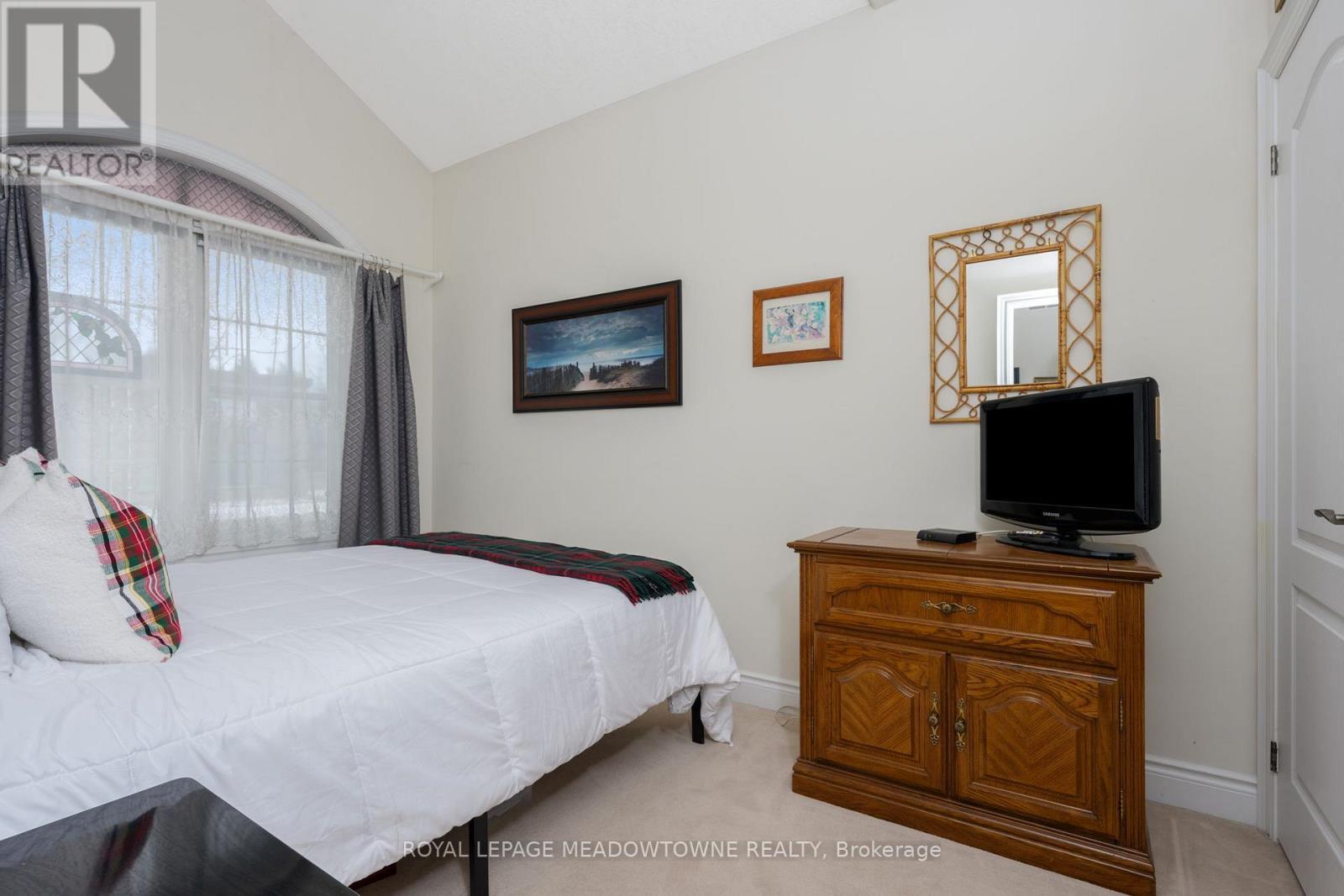 












120 RIDGE ROAD

,
Guelph/Eramosa,




Ontario
N0B2K0

