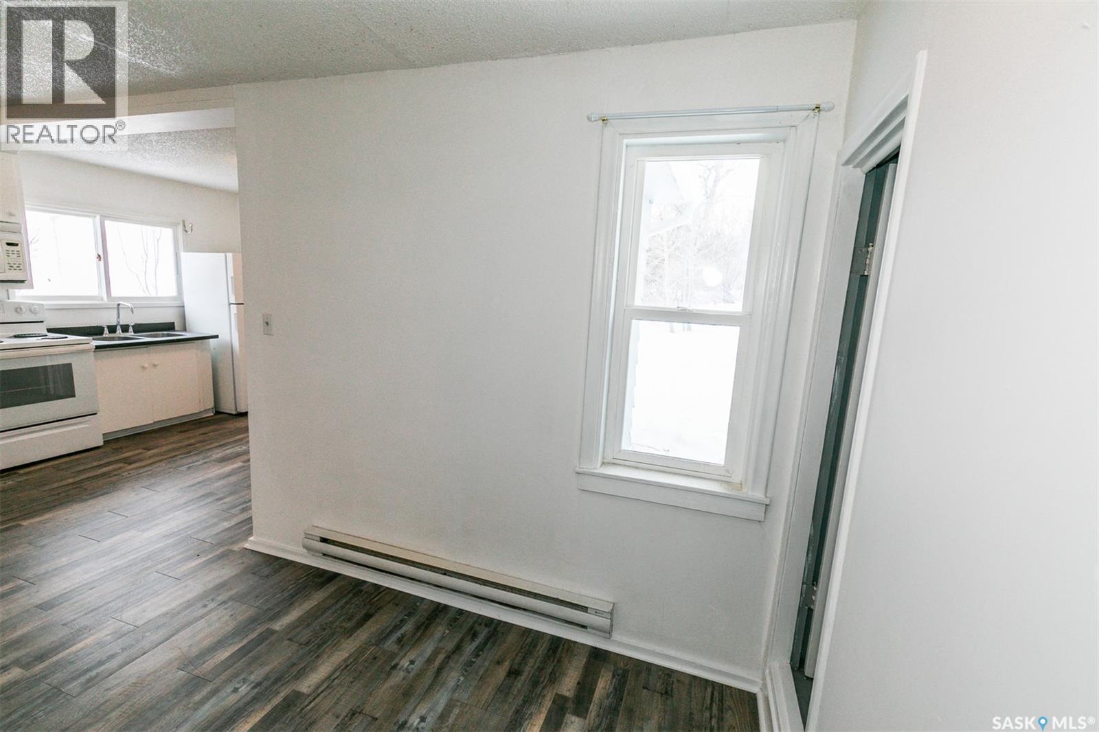 












241 Manitoba AVENUE

,
Kerrobert,




Saskatchewan
S0L1R0

