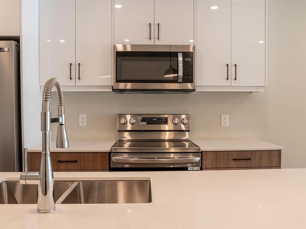 












127 Kent Road

,
Lower Truro,




NS
B6L 1L2

