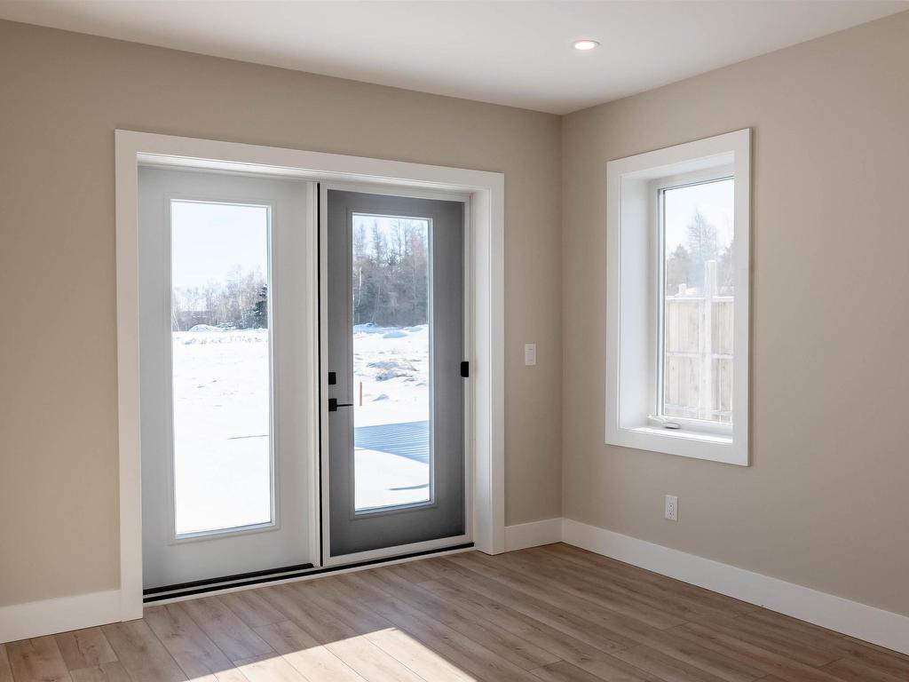 












127 Kent Road

,
Lower Truro,




NS
B6L 1L2

