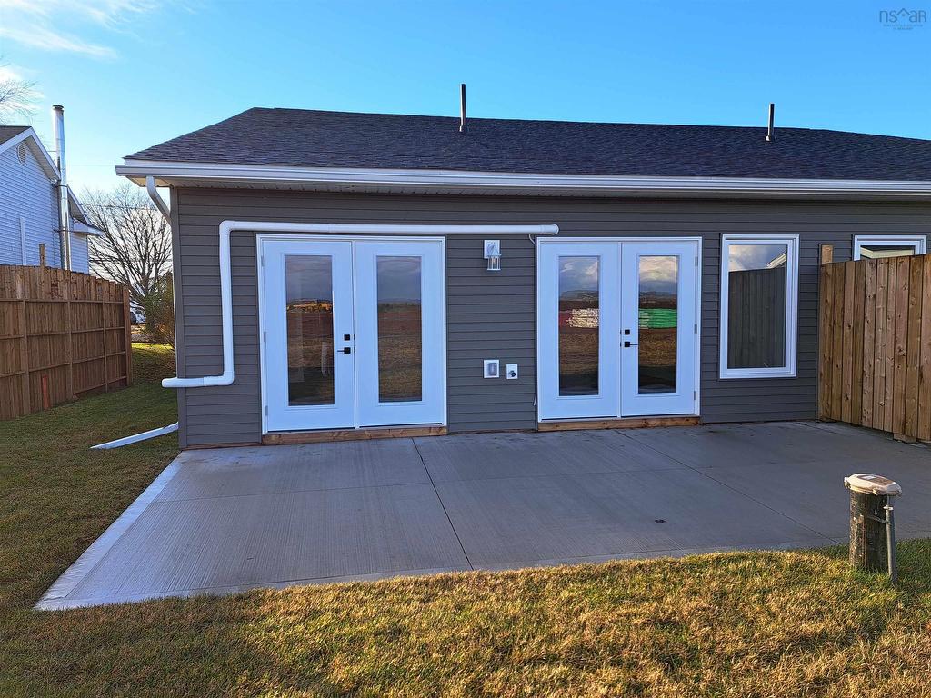 












127 Kent Road

,
Lower Truro,




NS
B6L 1L2

