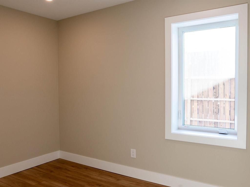 












127 Kent Road

,
Lower Truro,




NS
B6L 1L2

