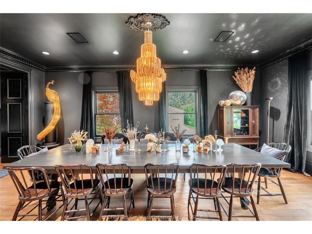 









620


Cross

Street,
Dresden,




ON
N0P 1M0

