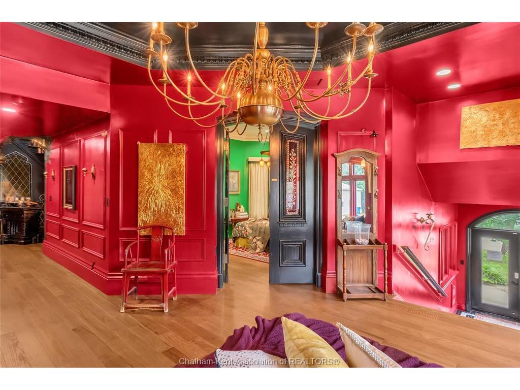 









620


Cross

Street,
Dresden,




ON
N0P 1M0

