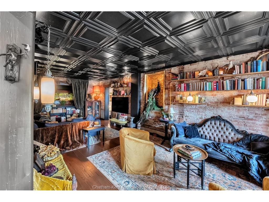 









620


Cross

Street,
Dresden,




ON
N0P 1M0

